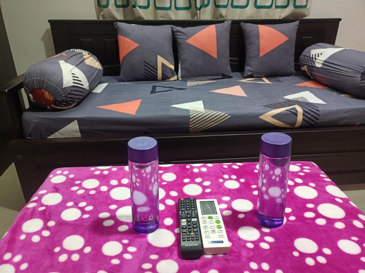Advik Homestays Tirupati Bagian luar foto