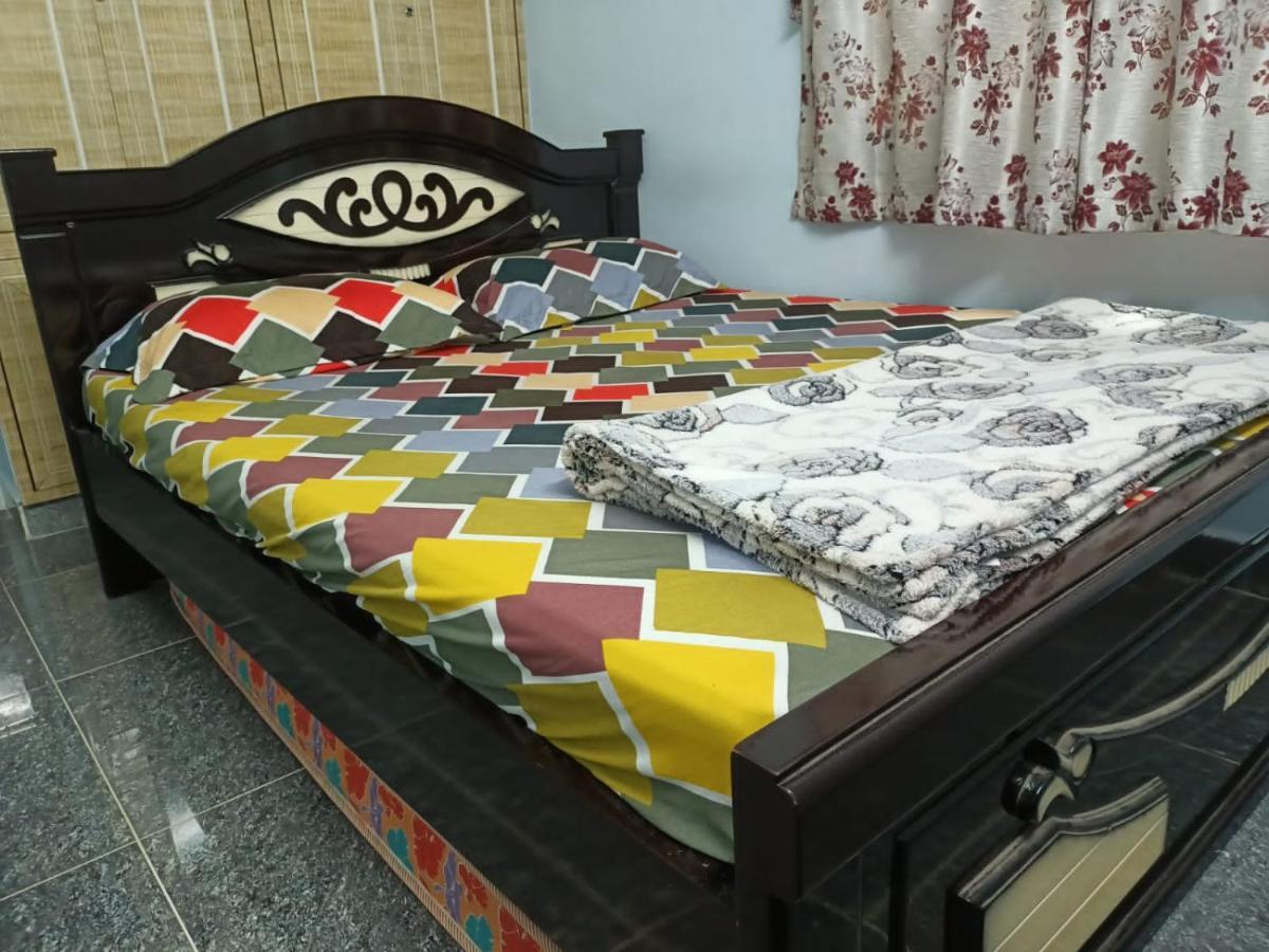 Advik Homestays Tirupati Bagian luar foto