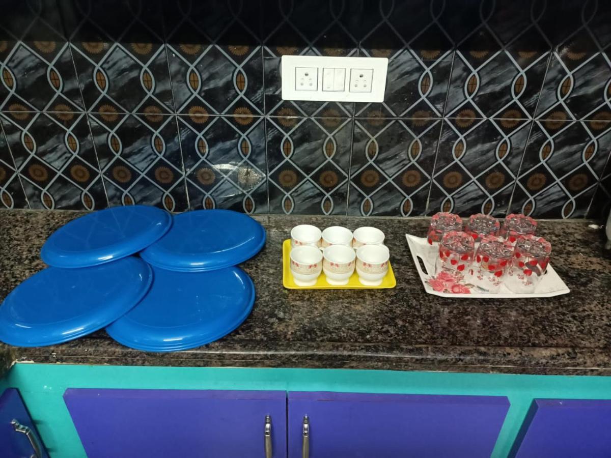 Advik Homestays Tirupati Bagian luar foto